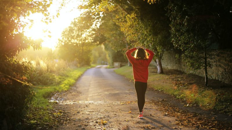 Rozgrzewka przed bieganiem – jak powinna wyglądać i ile trwać?