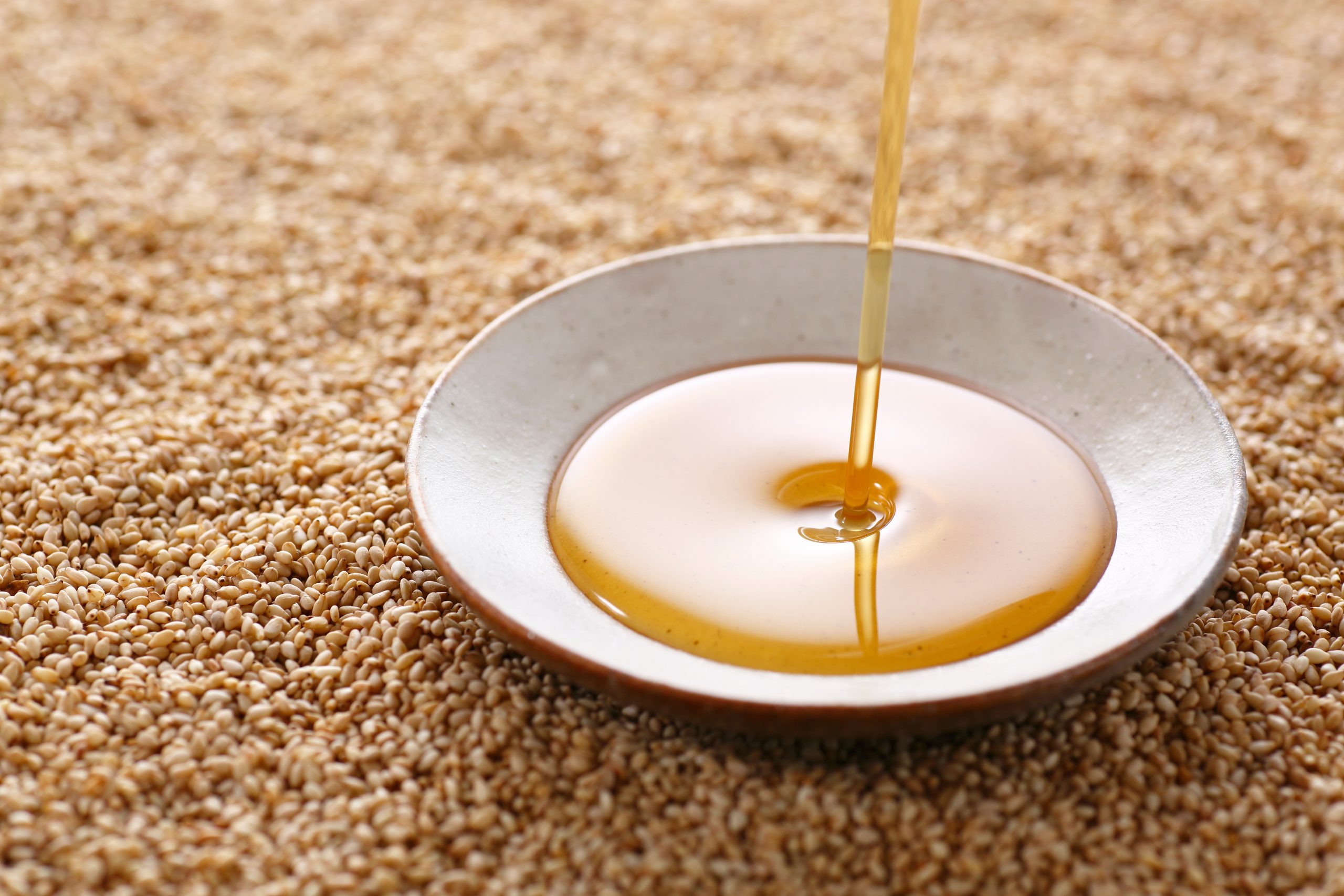 Olej sezamowy a inne oleje. Czy jest zdrowszy?